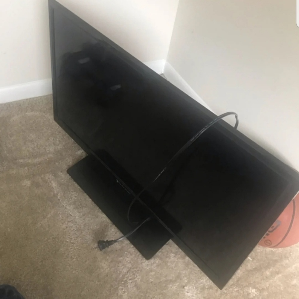 32 inch element tv